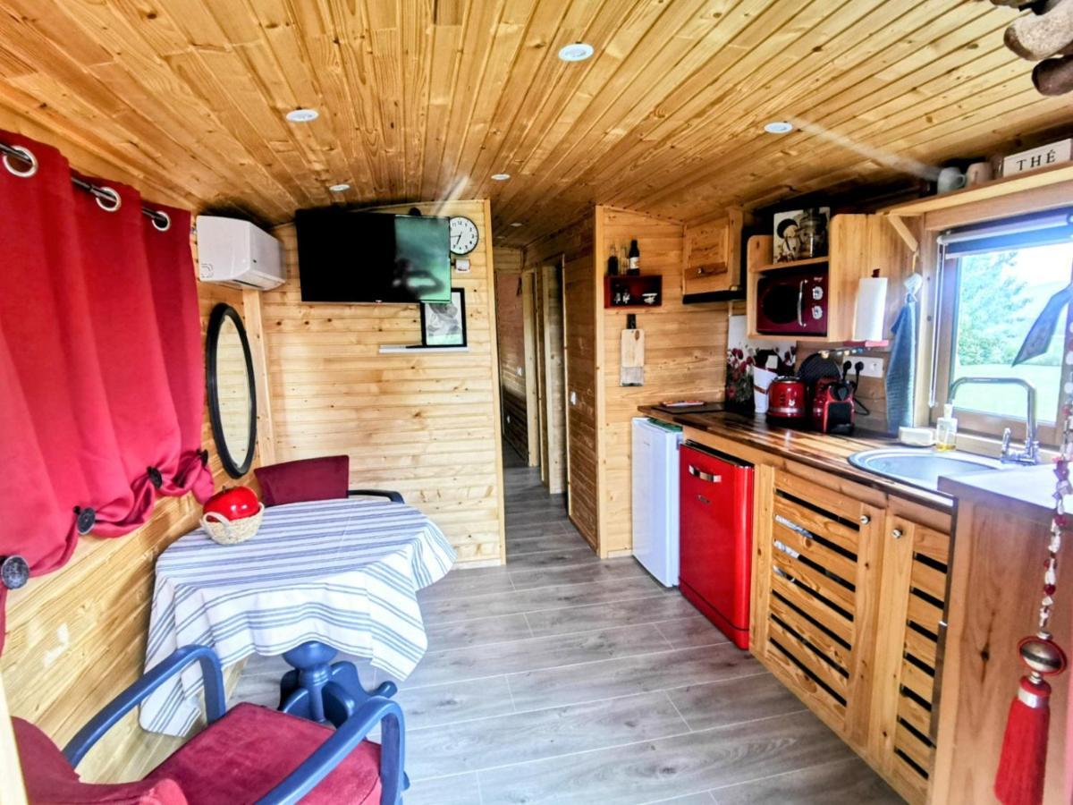 Penzion La Roulotte Du Cagire - 4 Pers - Pyrenees Villeneuve-de-Rivière Exteriér fotografie